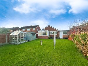 Photo 16- click for photo gallery